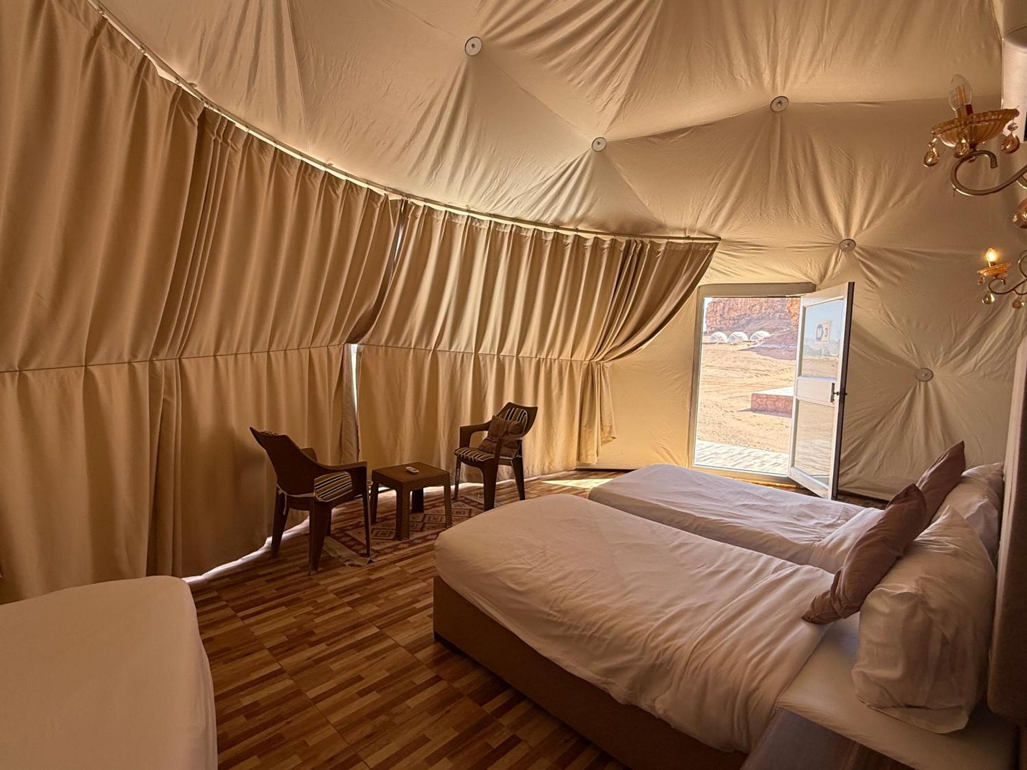 Rum Luxury Camp วาดิรัม ภายนอก รูปภาพ
